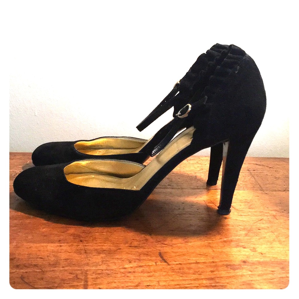 Ruffle round toe pumps from J Crew!